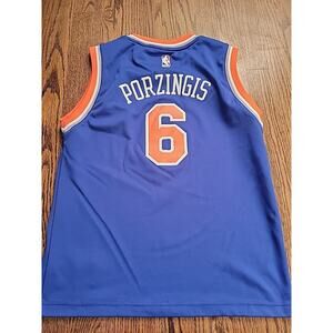 Adidas Kristaps Porzingis Jersey New York Knicks Basketball Youth Size L 14-16